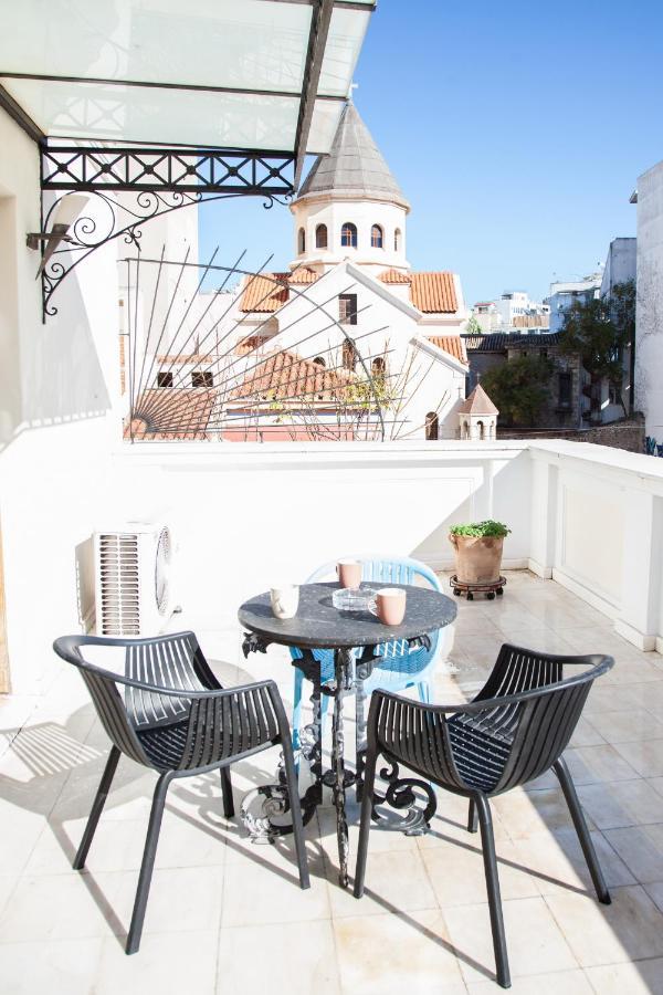Unique Apt W/ Veranda Walking Distance To Sites Apartment Athens Luaran gambar