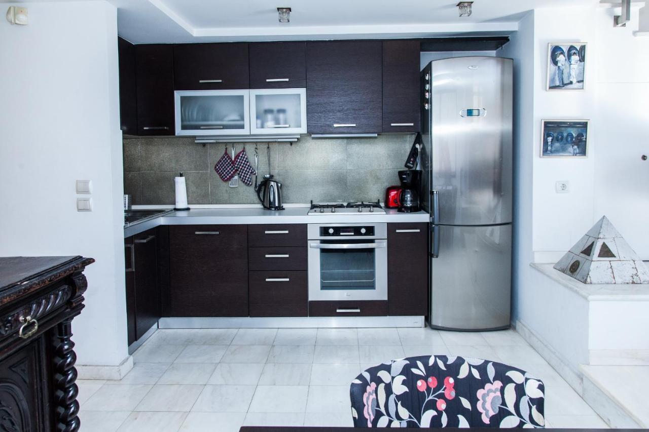 Unique Apt W/ Veranda Walking Distance To Sites Apartment Athens Luaran gambar