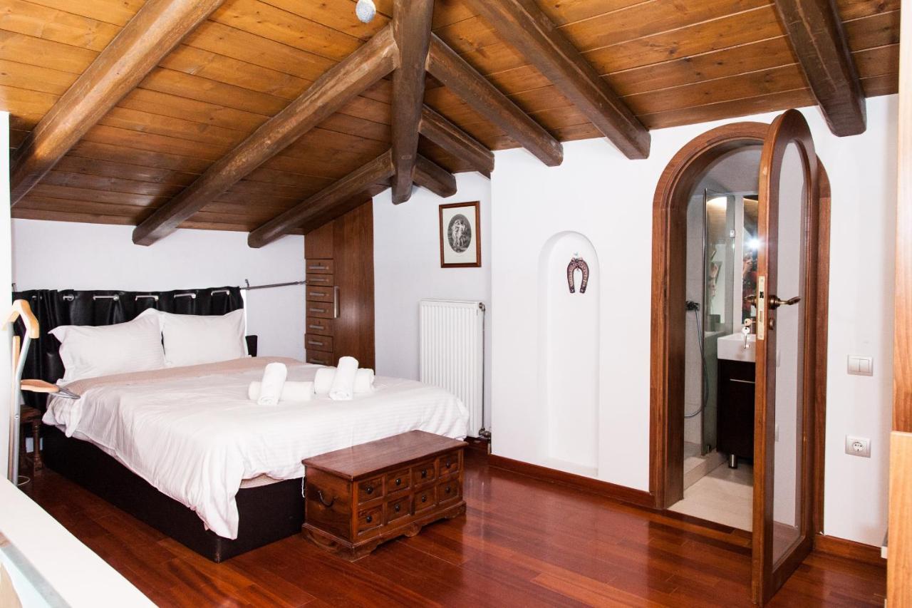Unique Apt W/ Veranda Walking Distance To Sites Apartment Athens Luaran gambar