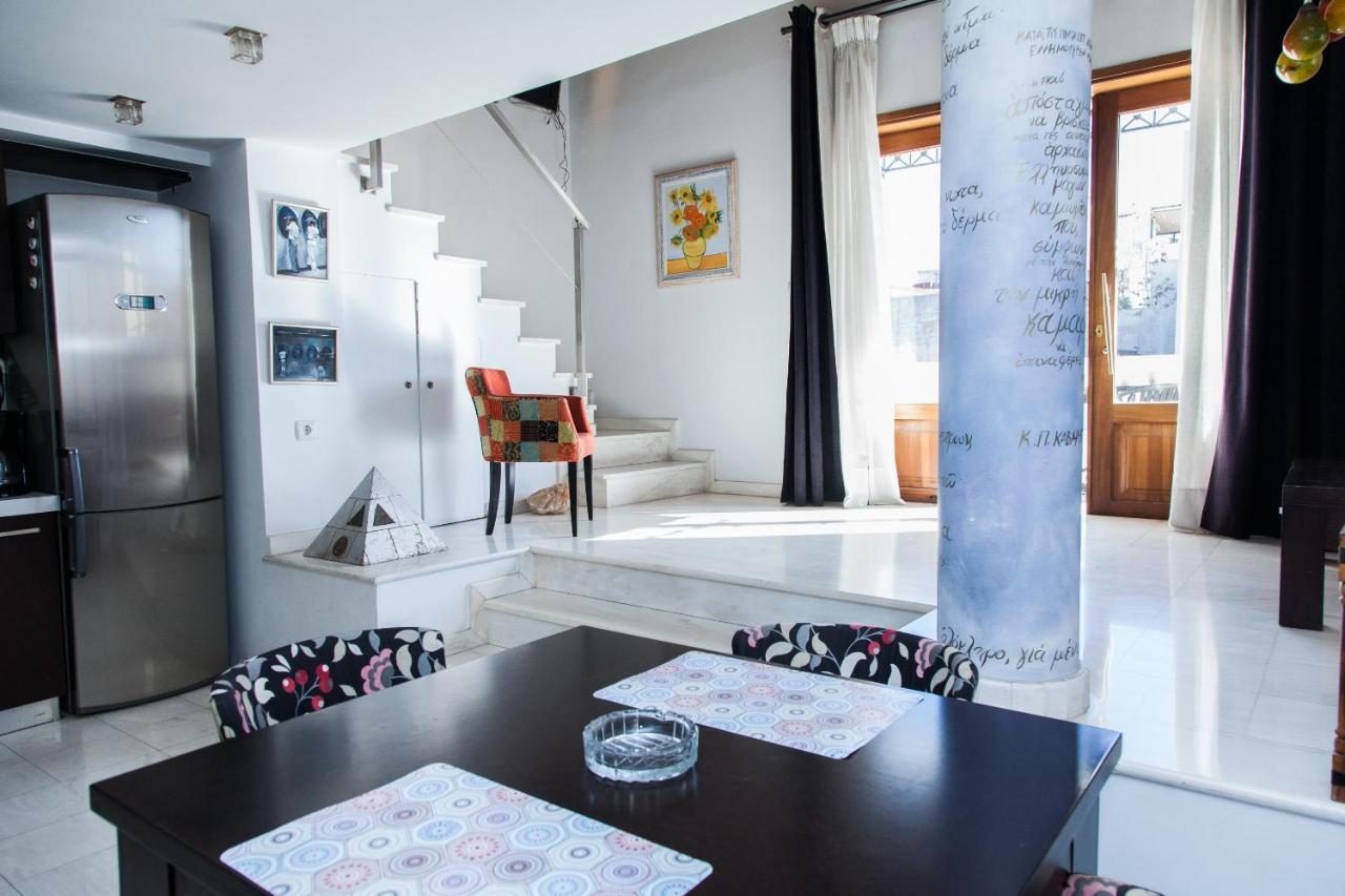 Unique Apt W/ Veranda Walking Distance To Sites Apartment Athens Luaran gambar
